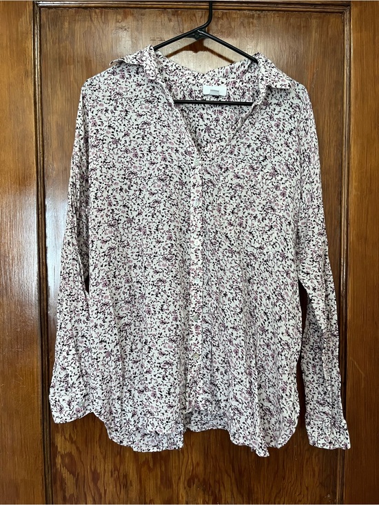 J. Jill Tops - J.Jill Ditsy Floral Button-Up Blouse in White and Dusty Purple 100% Cotton